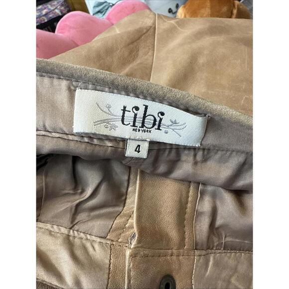 Tibi Brown 100% Lamb Leather Shorts Designer City Chic Classic Front Zip Lined 4 - Picture 2 of 15